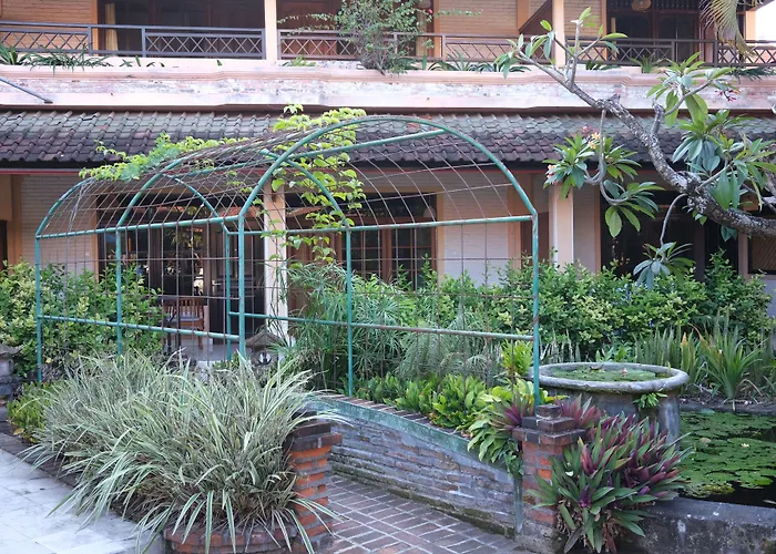 Hotel Fat Yogi Kuta Lombok